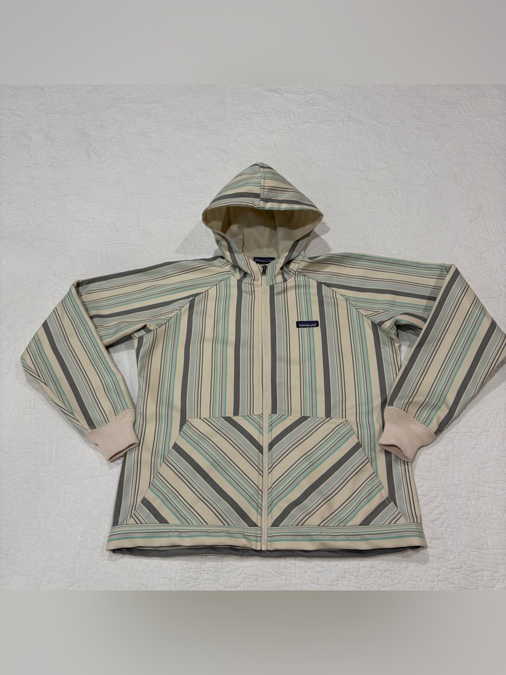 Patagonia Slip Style Hoody 2.0 Jacket Size L Color Natural Soft Water Repellent